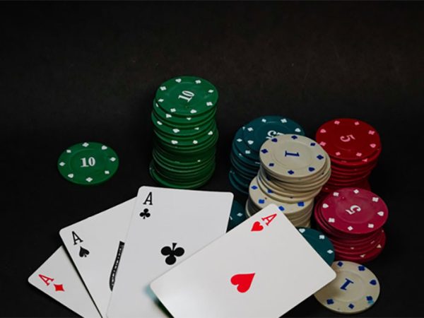 How Can New Online Gamblers Improve Their Odds of Winning?